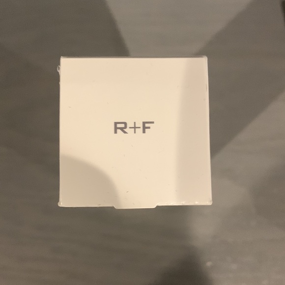 NWT Rodan and Fields Clarifying Toner - Picture 2 of 5